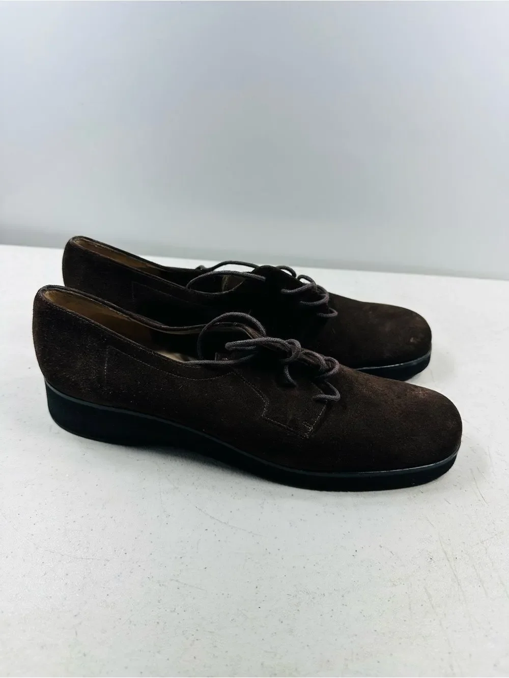 Salvatore Ferragamo brown suede oxfords size 10AA